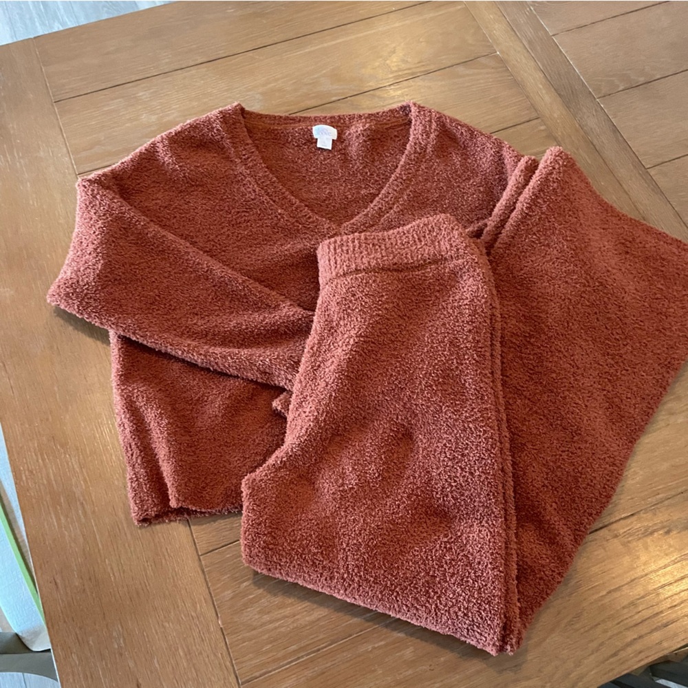 Stars Above Burnt Orange/Brown Lounge Set NWOT